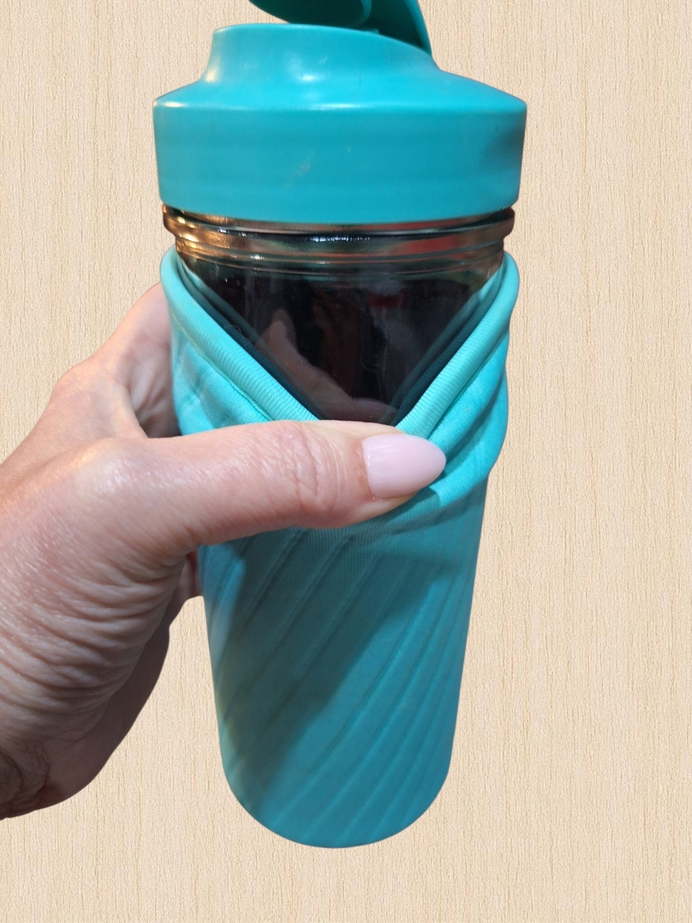 Masontops Mason Jar Turquoise Hydration Bottle W/Neoprene Sleeve - Picture 4 of 4
